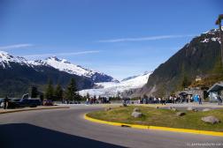 Mendenhall Glacier visitor area.jpg