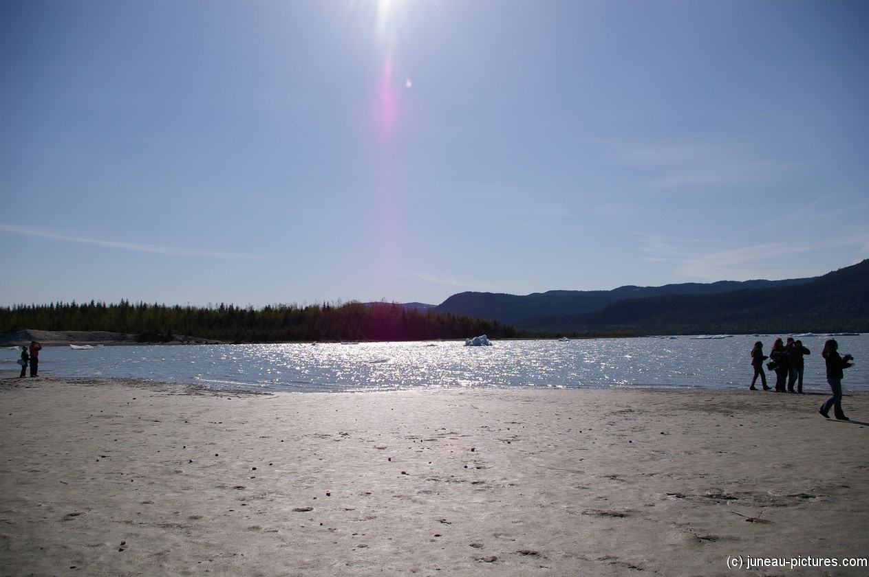Mendenhall Glacier visitor area 14.jpg