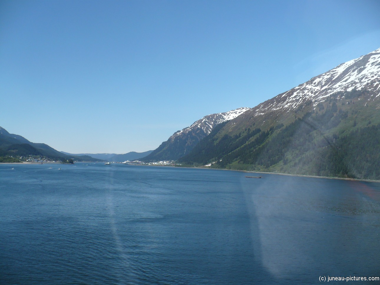 Norwegian Pearl approaching Juneau.jpg