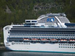 Sapphire Princess docked at Juneau (2).jpg